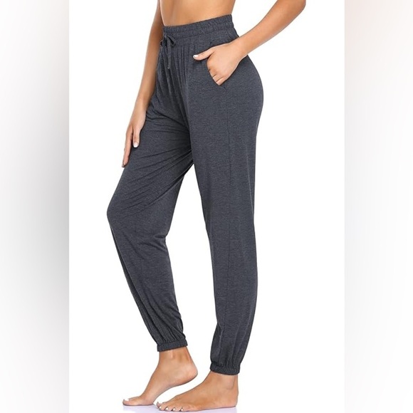 Lolë, size M, Dark Gray Jogger Pants, draw string stretchy waist. Super comfy - Picture 1 of 9
